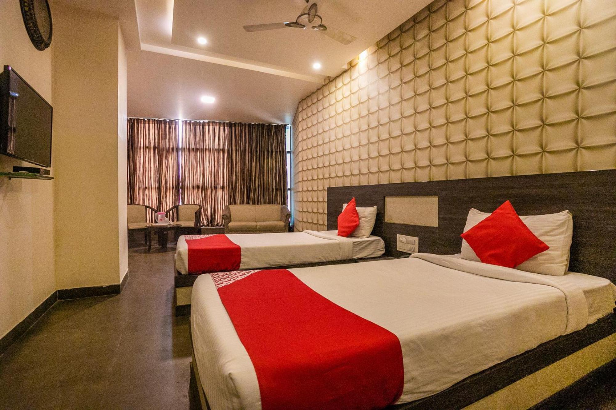 Super Collection O Indian Suites Near Sitara Restaurant Bangalore Exterior foto